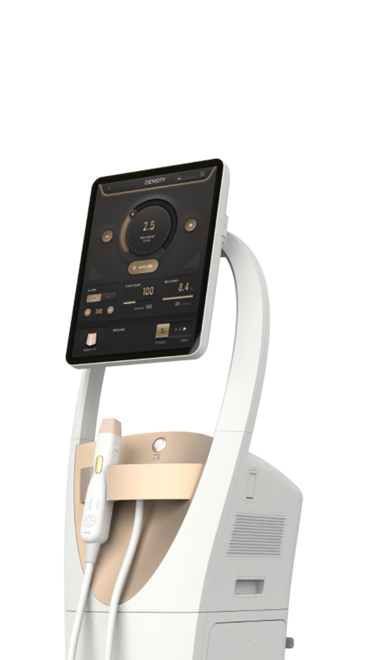 デンシティ(DENSITY) デンシティ(DENSITY)の機器本体。Belle Via Clinic名古屋に導入されているRF機器。モノポーラRFとバイポーラRFの同時照射(Mono-Bi技術)で深層から浅層まで立体的に引き締め